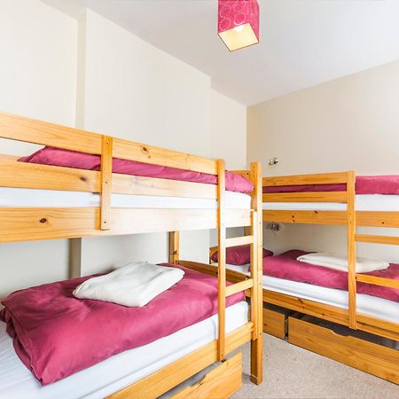 Llangollen Hostel Guest Rooms - No Dormitories - Self Catering Exterior photo